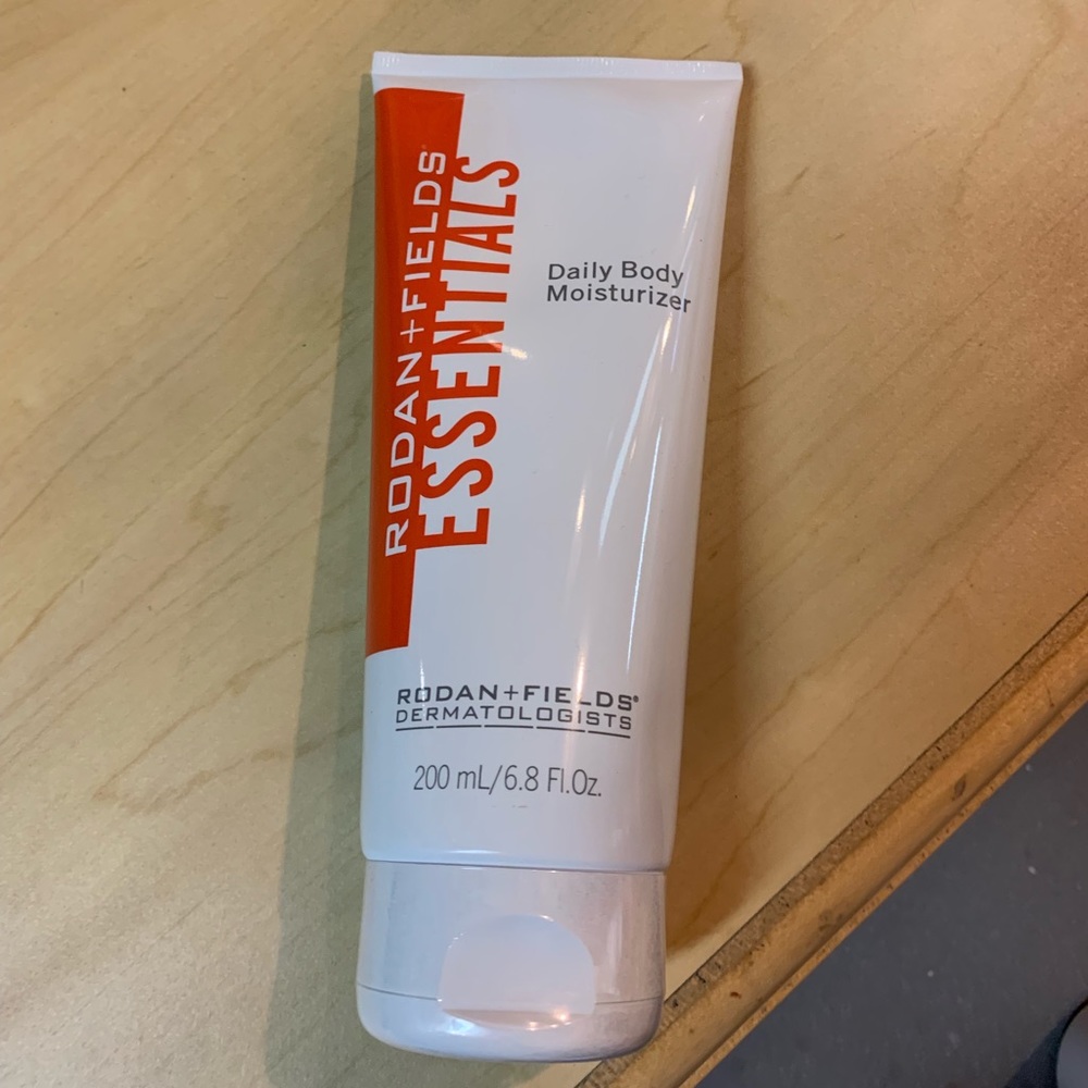 Rodan + Fields Body Moisturizer